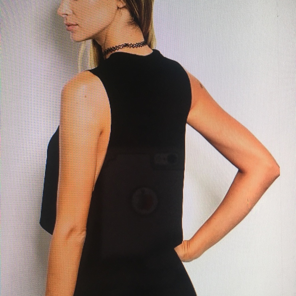 Crop top - Picture 2 of 2